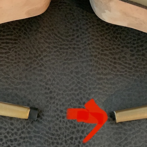 Stuart Weitzman champagne patent leather heels size 8 - Picture 9 of 13